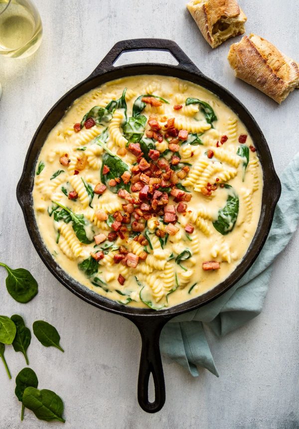 creamy stovetop macaroni and cheese in cast iron skillet